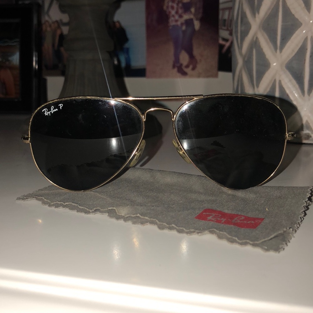Ray Ban Aviators with case!